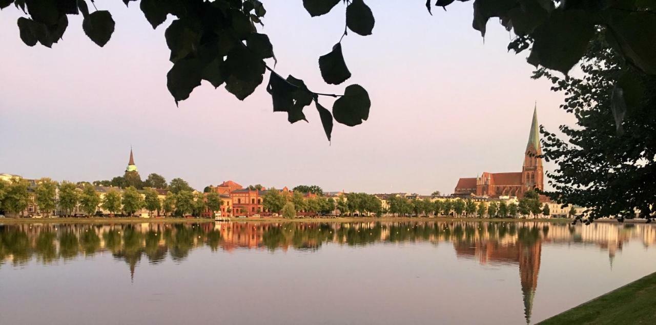Schwerin Apartment Am Pfaffenteich Eksteriør billede