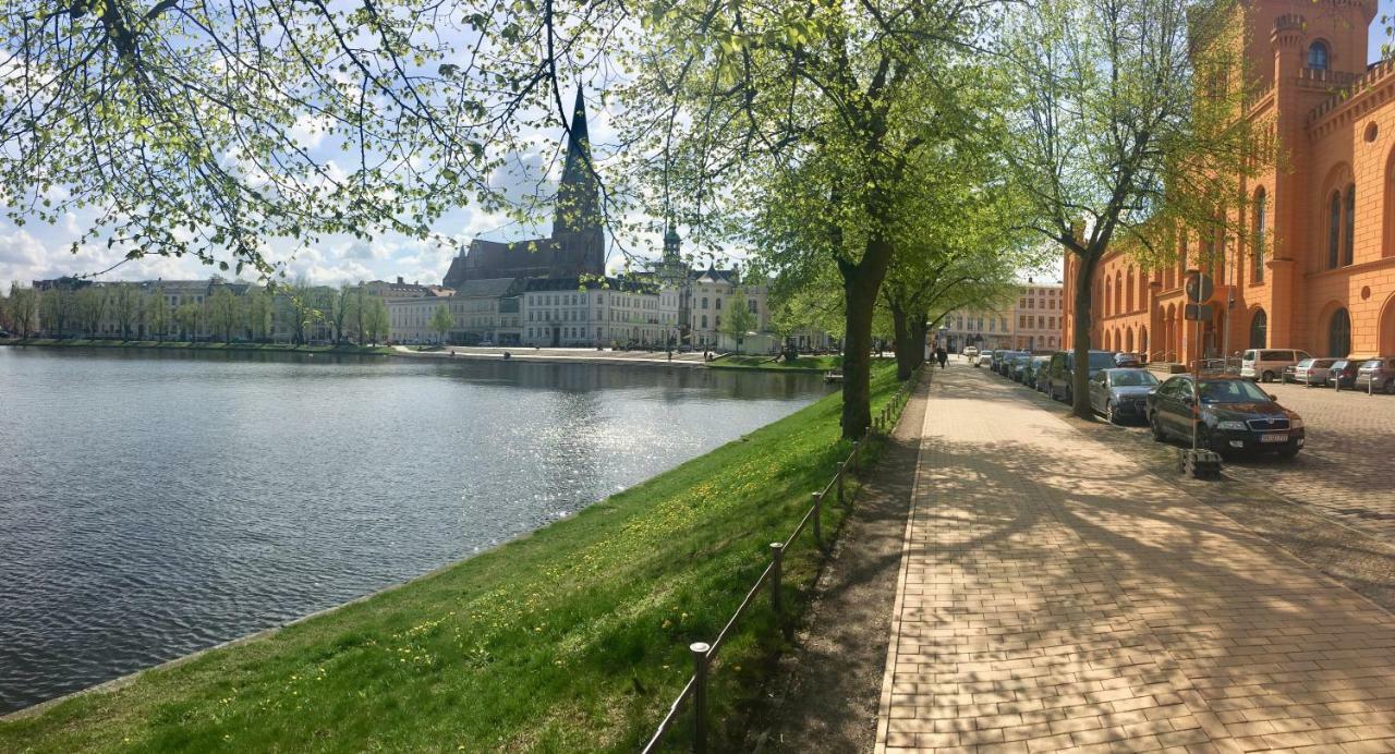 Schwerin Apartment Am Pfaffenteich Eksteriør billede